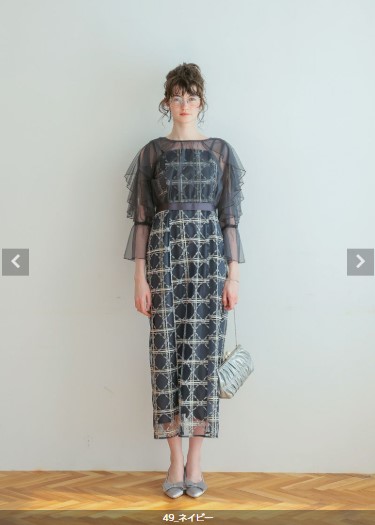 ドリードール 袖ありで安心なドレス