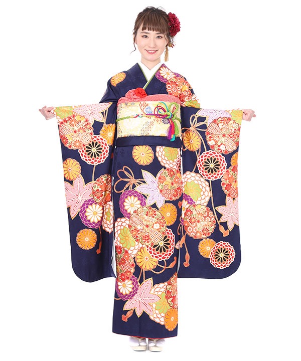 きものレンタリエ 振袖 紺地に菊と鹿の子桔梗